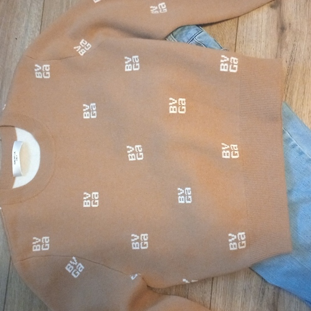 100% wool - Picture 2 of 7